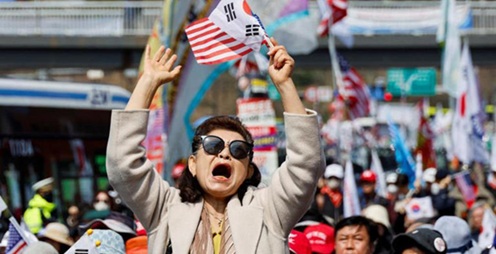 韩国总统下台:现在会发生什么? 韩国总统下台:现在会发生什么?