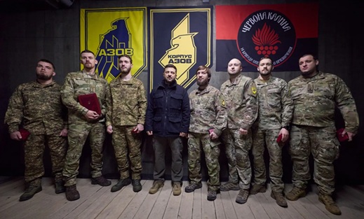 泽连斯基访问在波克罗夫斯克地区作战的亚速国民警卫队部队 泽连斯基访问在波克罗夫斯克地区作战的亚速国民警卫队部队