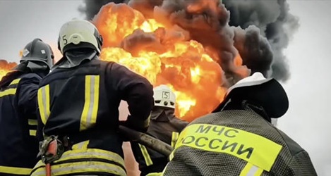 乌克兰的远程无人机对俄罗斯的石油业务和战争资金造成了重创 乌克兰的远程无人机对俄罗斯的石油业务和战争资金造成了重创