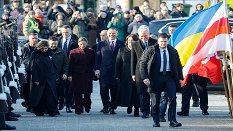 泽连斯基表示,卢卡申科的狗在访问立陶宛首都时,比白俄罗斯人拥有更多权利 泽连斯基表示,卢卡申科的狗在访问立陶宛首都时,比白俄罗斯人拥有更多权利