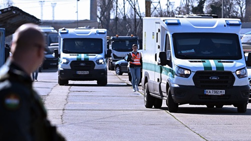 匈牙利官员在突袭银行车辆后“强制注射”乌克兰人