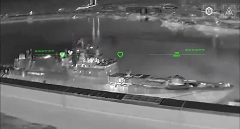 乌克兰袭击了黑海最后一艘具备卡利布尔能力的护卫舰马卡罗夫上将