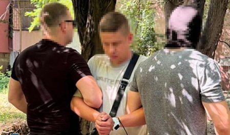 一名男子因为俄罗斯军队激活1000多个Starlink终端而在乌克兰被拘留 一名男子因为俄罗斯军队激活1000多个Starlink终端而在乌克兰被拘留