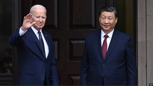 美国总统拜登与中国国家主席习近平进行通话