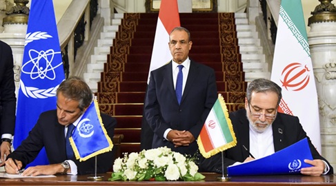 伊朗与核监管机构签署协议，寻求重启合作的途径