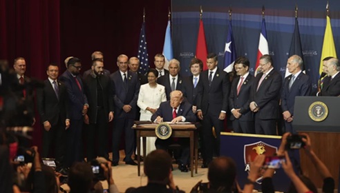 特朗普誓言“照顾好古巴”,称赞委内瑞拉峰会合作 特朗普誓言“照顾好古巴”,称赞委内瑞拉峰会合作