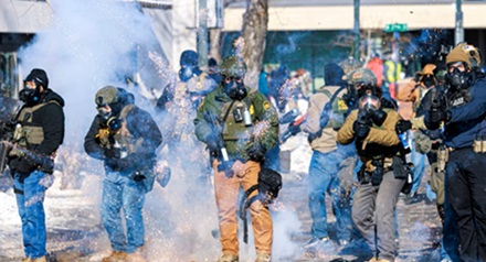 联邦特工在明尼阿波利斯枪杀了另一名男子。